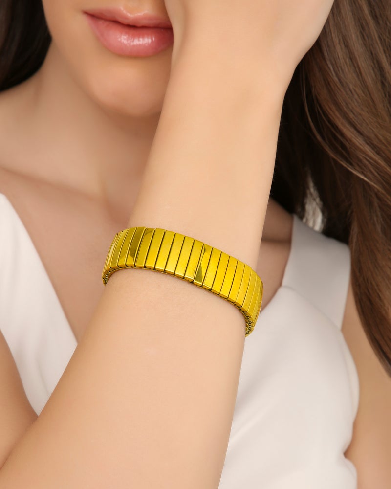 TAAHIRA Elastic Gold Band Bracelet - Image 4